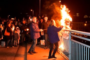 Tradition / Tschüss Karneval, tschüss Winter: In Remich brennt am Aschermittwoch ein „Stréimännchen“