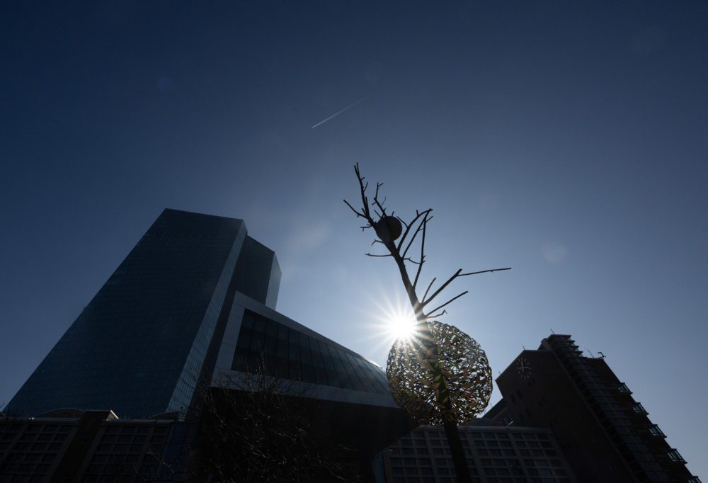 Auf 2,5 Prozent / EZB senkt Leitzinsen zum sechsten Mal seit dem Sommer 