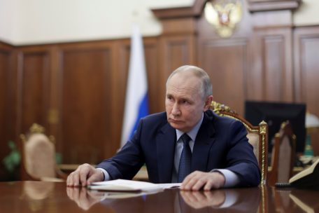 Ukraine-Krieg / Russland bezeichnet vorübergehende Waffenruhe als „inakzeptabel“