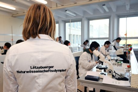 Luxemburg / An die Mikroskope, fertig, los: Das Finale der Naturwissenschaftsolympiaden