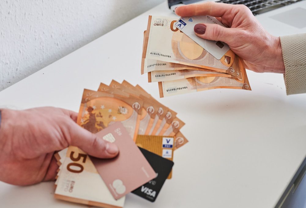 Forum / Gleiche Arbeit – gleicher Lohn? Milena Steinmetzer über Armut trotz Arbeit! 