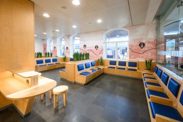 Neue Wartehallen / Hier wird die Verspätung zum Genuss: Die CFL renoviert Wartebereich in Luxemburg-Stadt 