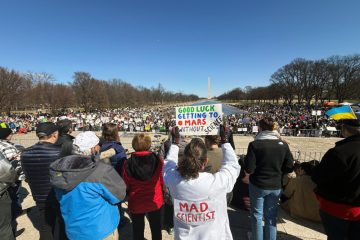 USA / „Rettet die Wissenschaft“: Proteste gegen Trumps Politik