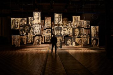 Ausstellung / Falsche Projektionen und gestürzte Denkmäler: „The True Size of Africa“ im Weltkulturerbe Völklinger Hütte