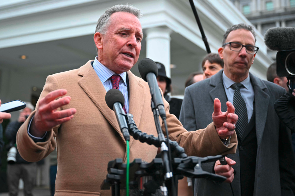 Ukraine-Krieg / USA wollen mit Russland über Waffenruhe reden