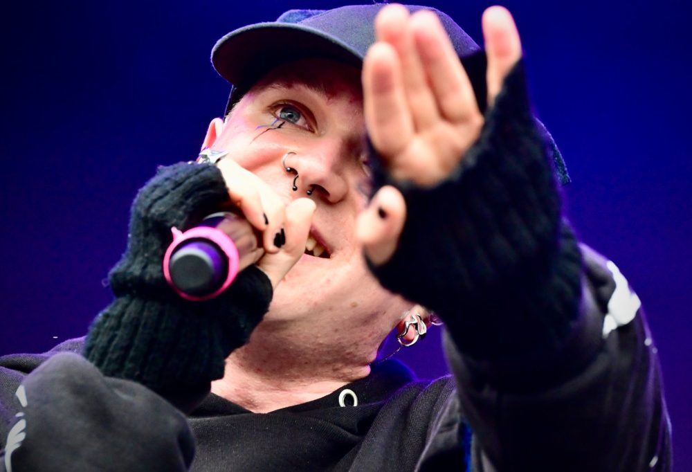 Interview Maz Univerze / „Ma musique est une montagne russe“ – Maz Univerze parle de son nouvel album 