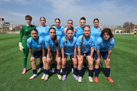 Fußball / Doch kein Aufstieg: U17-Mädchen kassieren Niederlage