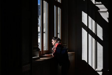 Die ADR (hier Alexandra Schoos) wagte es als einzige Partei, eine Anhebung des legalen Renteneintrittsalters zur Absicherung des Rentensystems vorzuschlagen