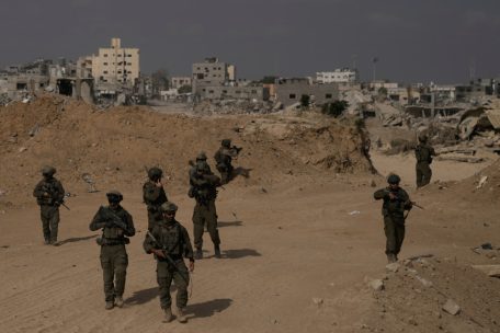 Nahost / Israels Armee hat Bodeneinsätze in Gaza begonnen