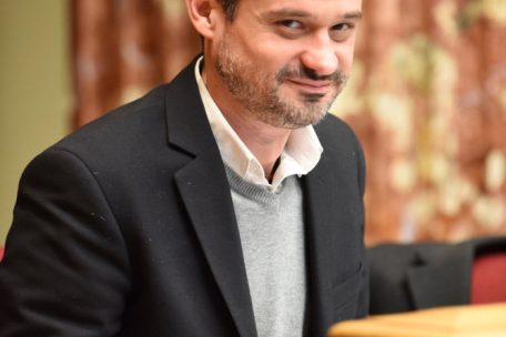 David Wagner fordert ein stärkeres Engagement des Staates bei den Kosten der Stromnetze