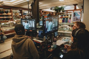 Film / Die angebissene Kaiserin: Ein Besuch am Set von „Die Blutgräfin“ in Luxemburg