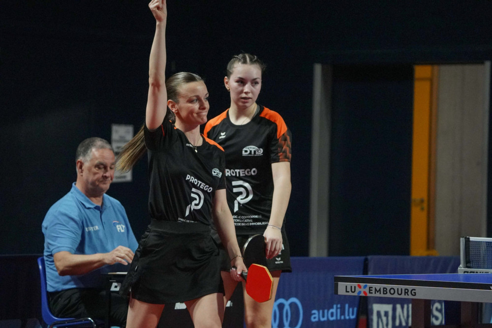Tischtennis / De Nutte triumphiert dreifach