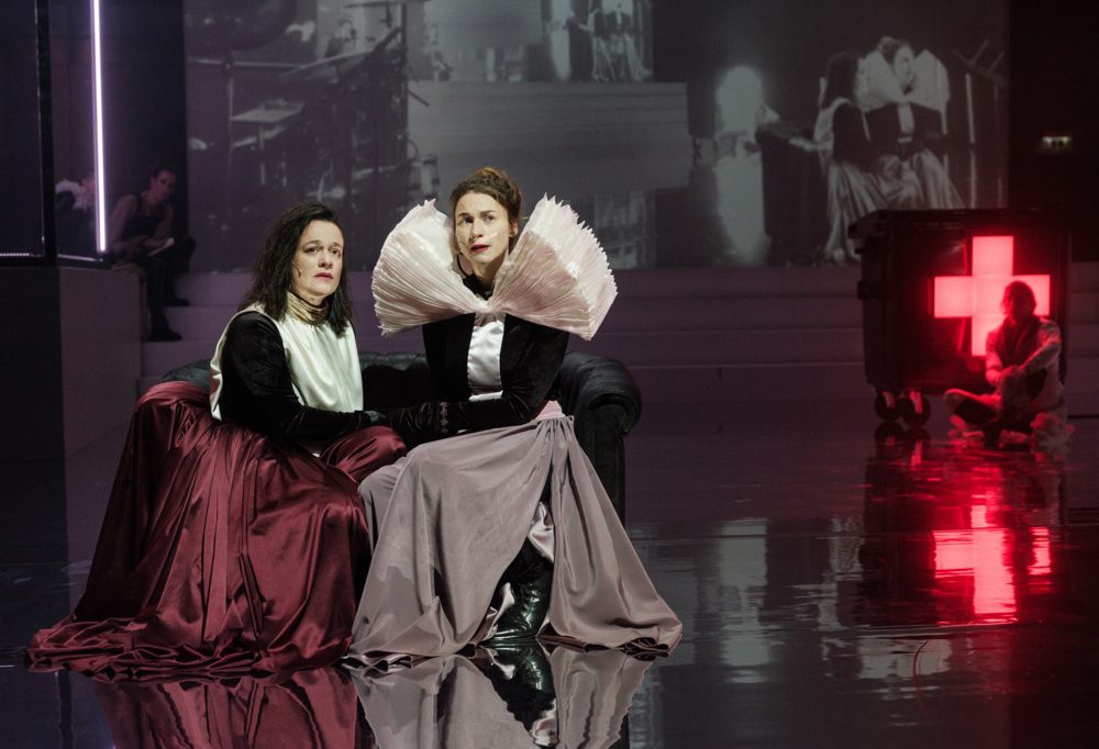 Theater / „Elektra“ – ein Gesamtkunstwerk von Rache und Gewalt