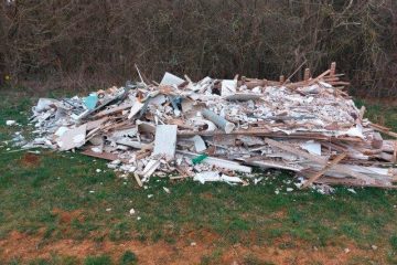 Düdelingen / Unbekannte entsorgen Überreste eines Bads im Wald – Gemeinde bittet um Hinweise