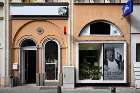„La Tana“ an 29, rue Bolivar in Esch