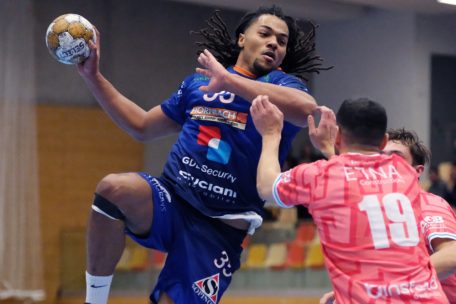 Handball / Im Spitzenduell zwischen den Red Boys und Düdelingen geht es um die alleinige Tabellenführung