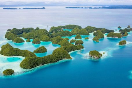 Ein Rundflug über die Rock Islands bot Jean Marie Backes die Gelegenheit, die südliche Lagune in ihrer vollen Pracht zu fotografieren