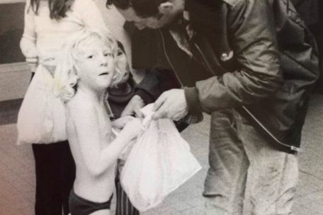 Die heutige Abgeordnete Nancy Kemp-Arendt als vierjährige ERA-Schwimmerin