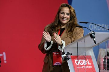 Kongress / Nora Back als OGBL-Präsidentin mitsamt Geschäftsführung für weitere fünf Jahre bestätigt