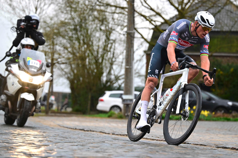 Radsport / E3 Classic: Van der Poel nimmt Maß