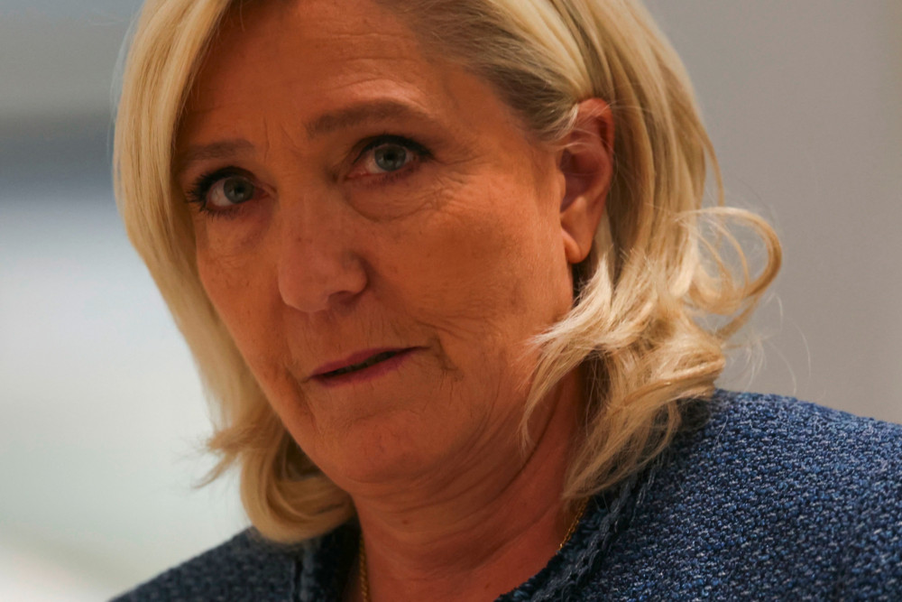 Frankreich / Rechtspopulistin Le Pen zu vierjähriger Haftstrafe und fünf Jahren Kandidaturverbot verurteilt