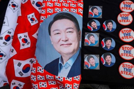 Südkorea / Verfassungsgericht bestätigt Absetzung: Präsident Yoon des Amtes enthoben