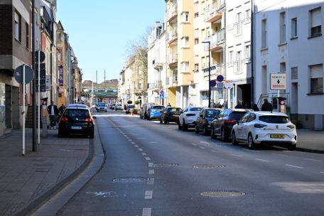 Hier geht es in Zukunft für Autos nur noch in eine Richtung, und zwar zum Kreisverkehr