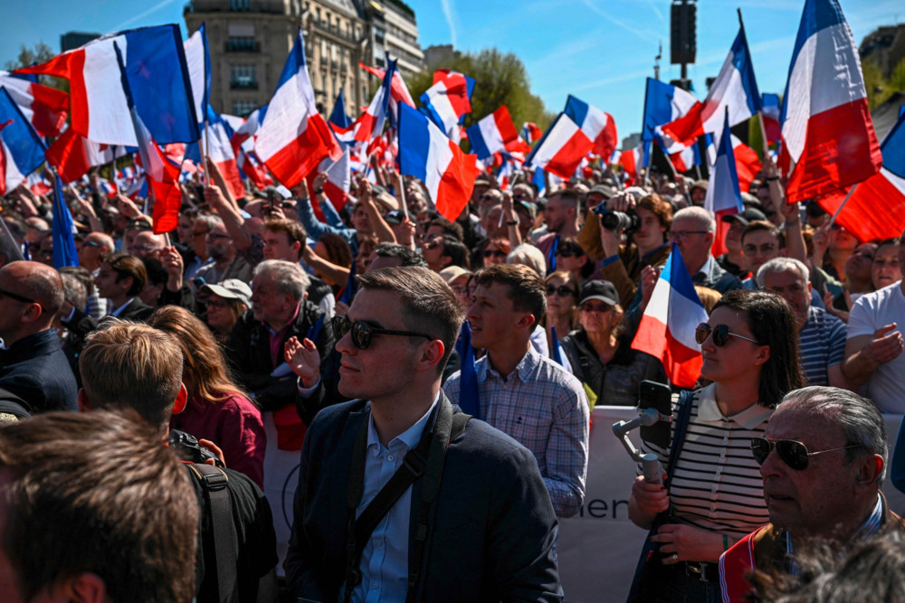 France / Le Pen, la gauche divisée, Attal: Mobilisations en demi-teinte