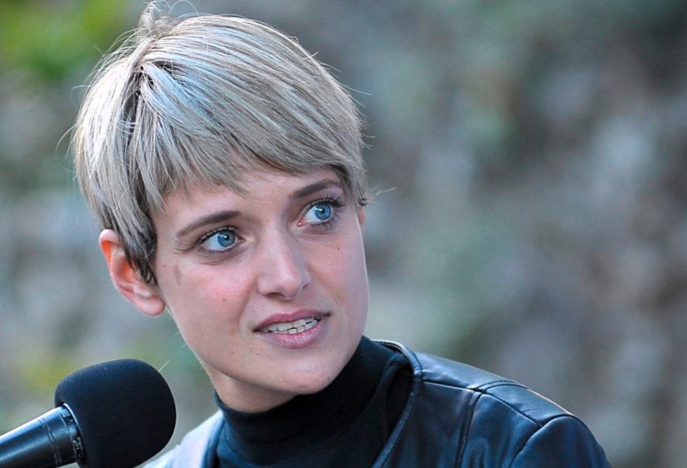 Le printemps des poètes / Un jour, un poème: „Topiary“ par Laura Accerboni