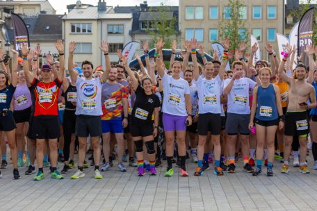 US-Firmen in der ersten Reihe beim Luxembourg Pride Run im Juli: Goodyear, PWC (angloamerikanisch), Amazon, Ocorian
