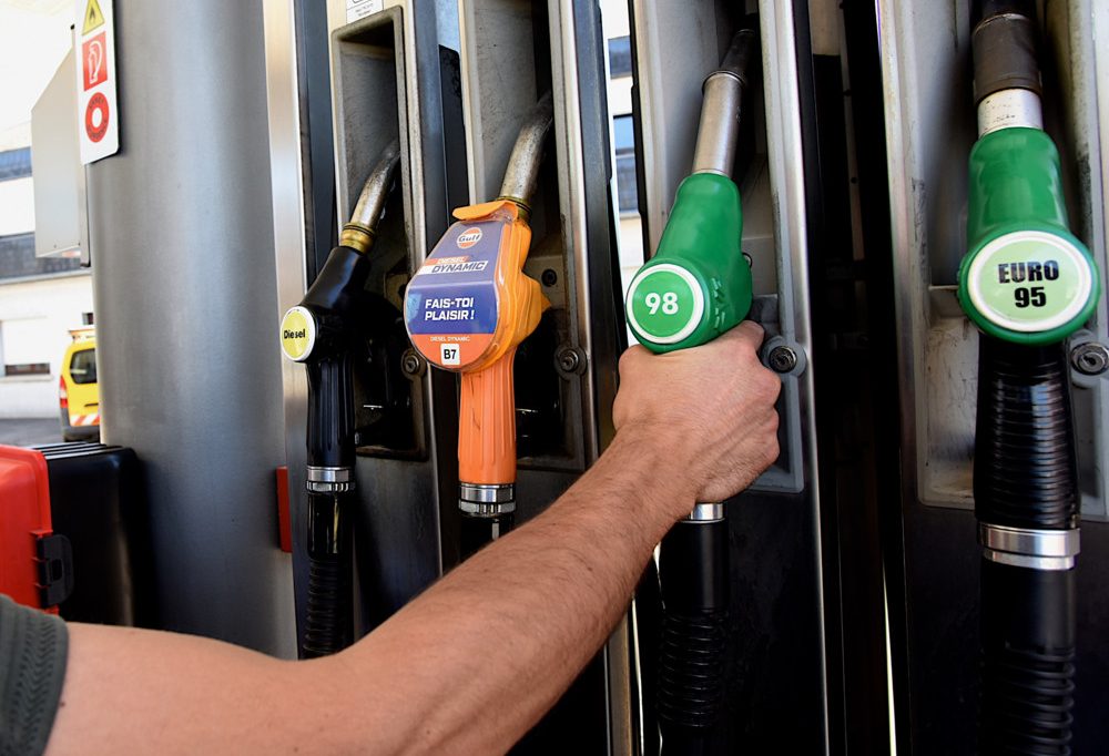 Spritpreise / Super 98 wird ab Mittwoch günstiger –  Super 95 und Diesel verändern sich nicht