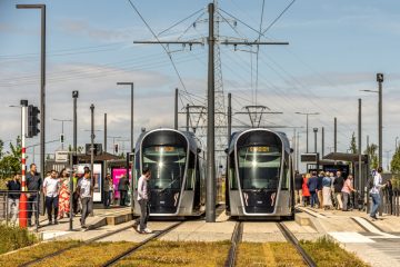 Cloche d’Or / Tram entgleist nach Zusammenstoß mit Bus
