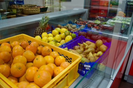 Jeden Tag retten Freiwillige Lebensmittel vor dem Müll – und verteilen sie an Menschen in Not