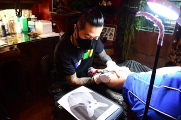 Schadstoffe / Wegen Gefahr von Krebs und Unfruchtbarkeit: Umweltverwaltung verbietet Verkauf von zehn Tattoofarben