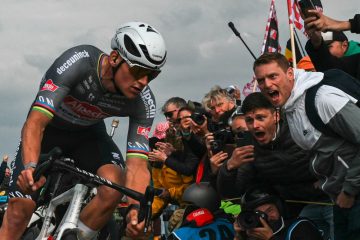 Radsport / „Ich war so dumm“: Roubaix-Flaschenwerfer bittet um Entschuldigung