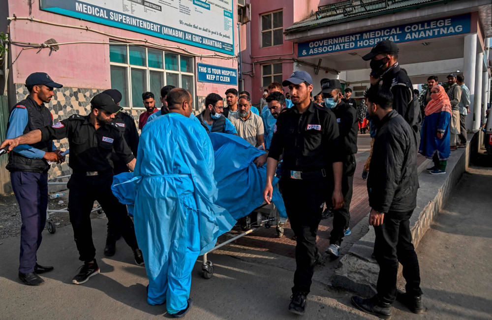 Himalaya / Angriff auf Touristen im indisch kontrollierten Teil Kaschmirs: Mindestens 24 Tote