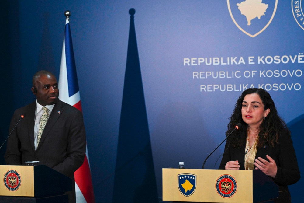 Kosovo / Noch-Premier Kurti will weder von der Macht lassen, noch sie teilen