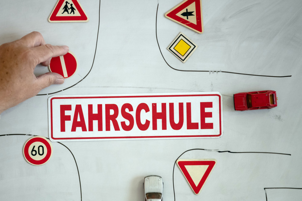 Luxemburg / Knapp die Hälfte fällt durch Praxisprüfung: Bessere Vorbereitung soll Führerscheinkosten senken