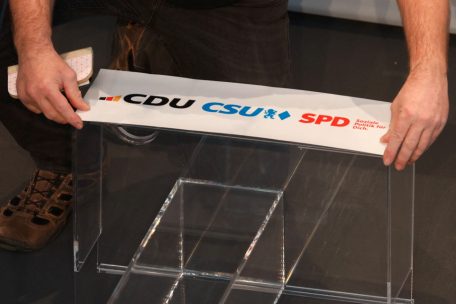 Deutschland / Tage der Entscheidungen: Die Spannung steigt bei Union und SPD