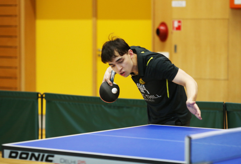 Tischtennis / Hostert/Folschette greift nach dem Double
