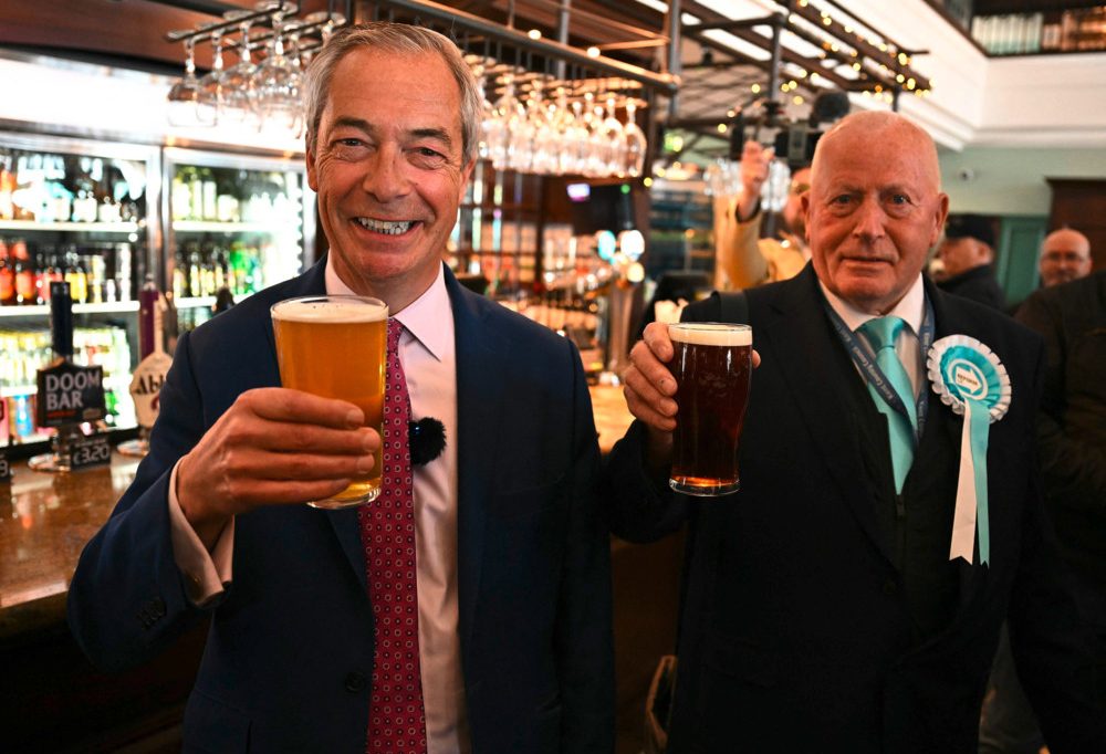 England / Bei den Kommunalwahlen steht Nationalpopulist Nigel Farage vor einem Triumph