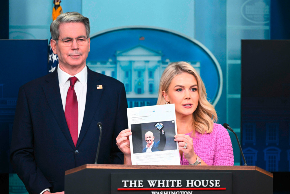 Zollpolitik / Weißes Haus übt scharfe Kritik an Amazon