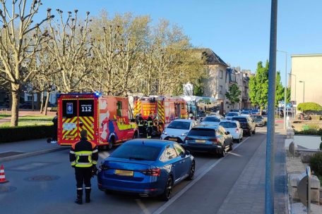 Esch / Schülerin erleidet Schnittverletzungen: Schon wieder ein Unfall an gefährlicher Kreuzung im Dellhéicht-Viertel