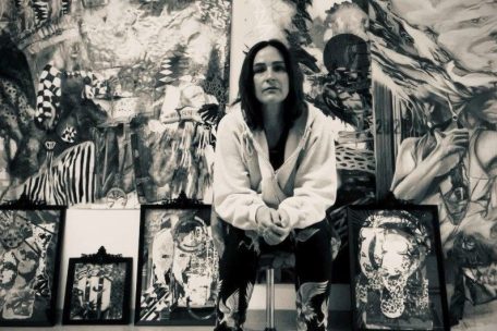 Ausstellung / „Scar Phase“: Kunst als Spiegel innerer und kollektiver Wunden