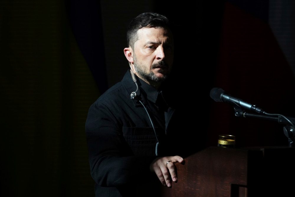 Ukraine / Warnung vor „Explosionen“ bei Siegesparade: Selenskyj-Aussagen sorgen für Unmut in Russland