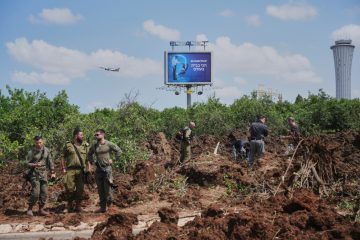 Nach Flughafen-Beschuss / Israel schlägt gegen Huthi zurück