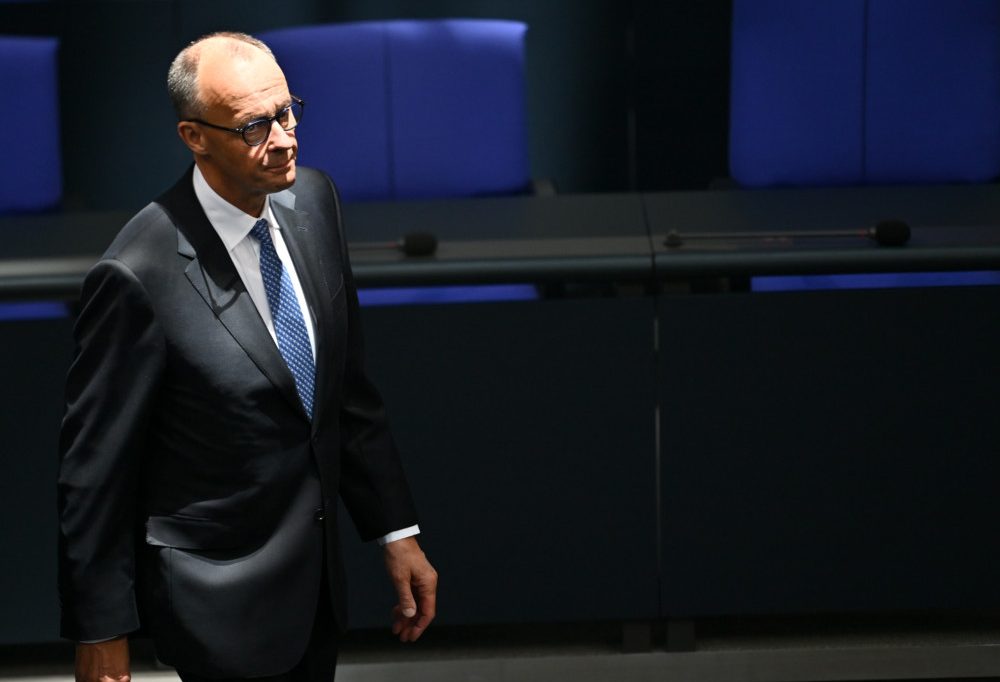 Weißer Rauch in Berlin / Bundestag wählt Friedrich Merz im zweiten Wahlgang zum Kanzler