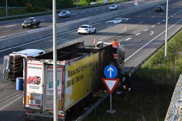 Verkehr / Auf der A3: Lkw stand in Flammen