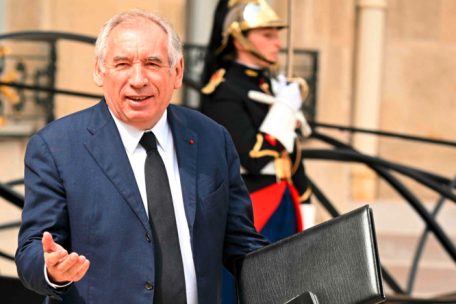 France / Bayrou propose un référendum sur le redressement des comptes publics