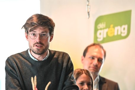 Stephen De Ron ist Vorstandsmitglied von „déi gréng“ und Vizepräsident der Grünen-Fraktion im Europäischen Ausschuss der Regionen
